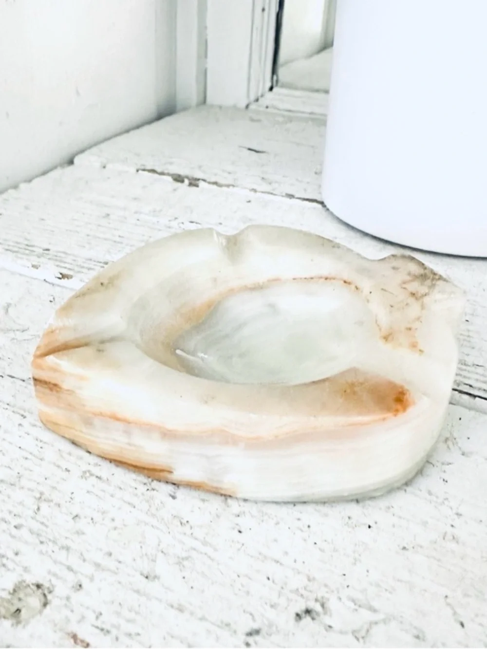 Vintage White Onyx Stone or Alabaster Ashtray Spade-Shaped Playing Card Decor
